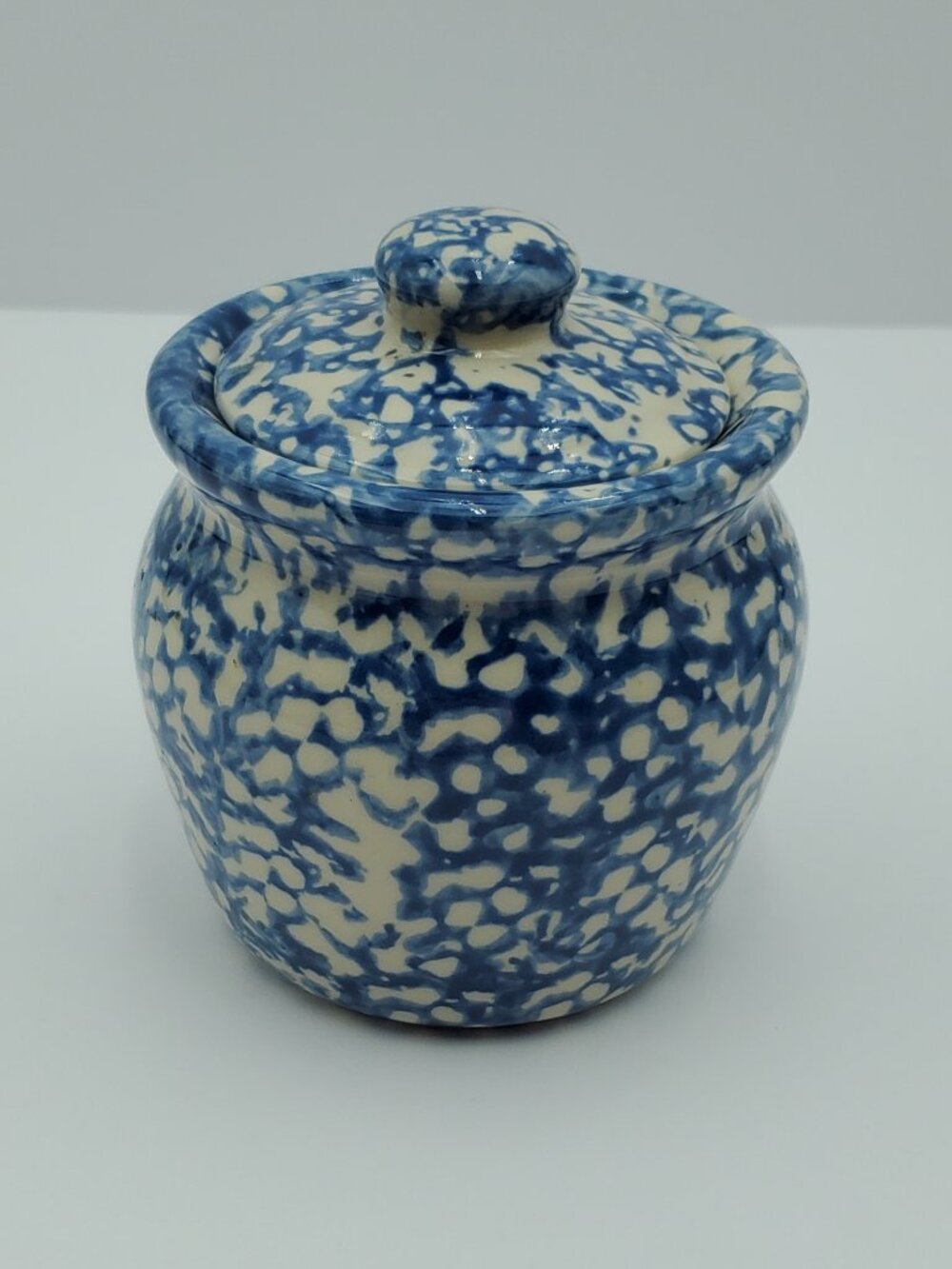 Workshops of Gerald E. Henn Blue Spongeware Sugar Bowl Lidded Crock Jar